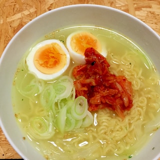 塩ラーメン インスタントラーメンアレンジ ♪